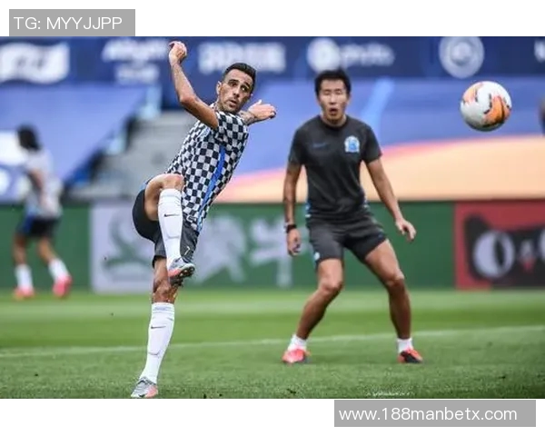 广州富力与卓尔激战正酣谁能在这场较量中笑到最后